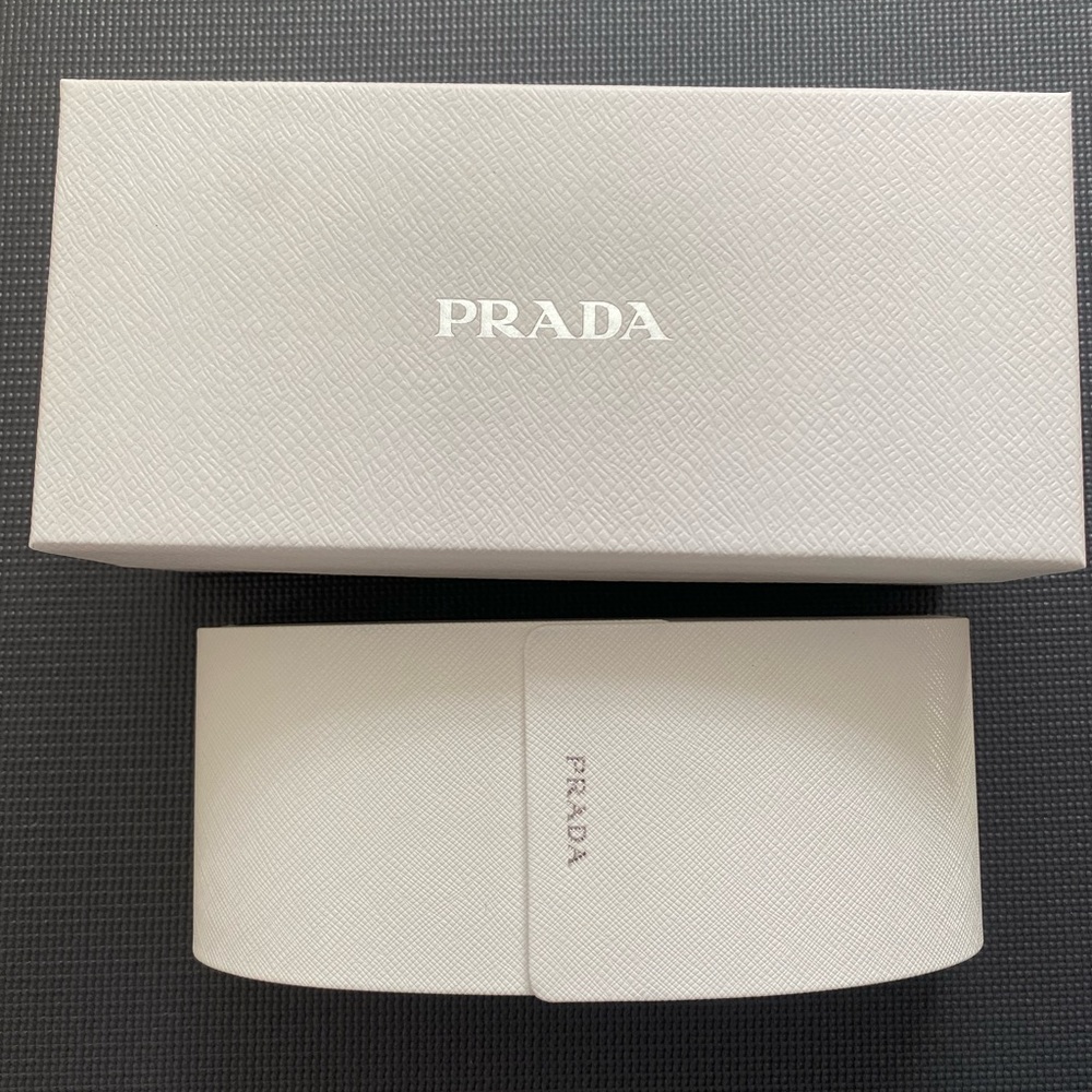 PRADA
PR 17WS - Picture 3 of 15